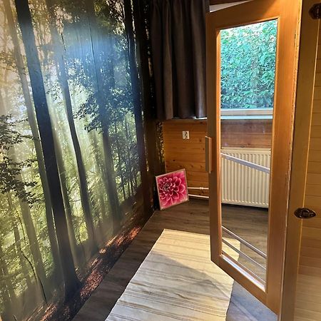 Cosy And Romantic Forest House Met Sauna Op De Veluwe 皮滕 外观 照片